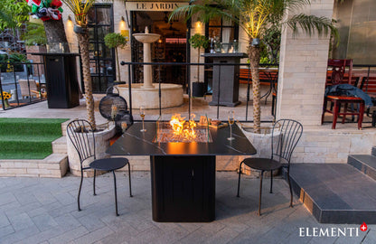 eettafel met ingebouwde gashaard