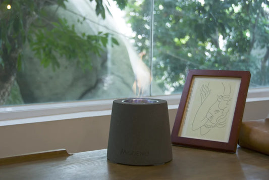 Grijze betonlook bio ethanol tafel haard